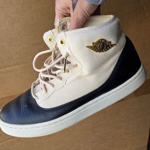 Nike Air Jordan Tan Black Prem Youth Casual Shoes. Sz 6Y